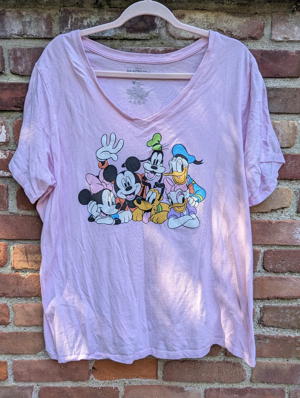 Disney V Neck T-shirt Women's Size 1X